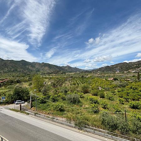 Il Sole Dell'Alcantara Διαμέρισμα Gaggi Εξωτερικό φωτογραφία